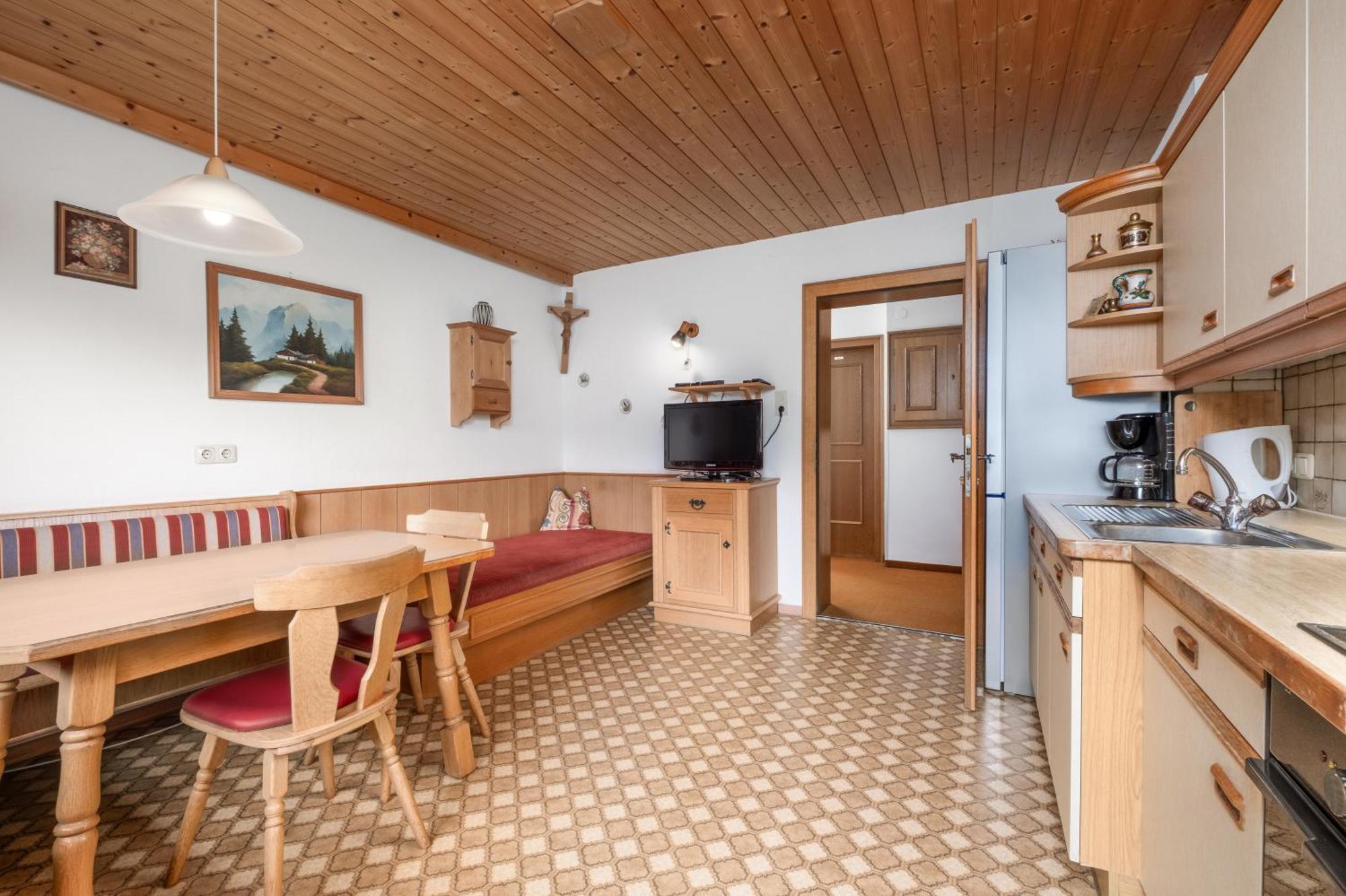 マイヤーホーフェンHaus Tuxerklammアパートメント 部屋 写真